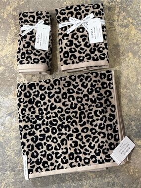 Bianca Portugal Leopard Cheetah Print 5Pc Luxury Bath Towel Set 1Bath 2Hand 2Tip